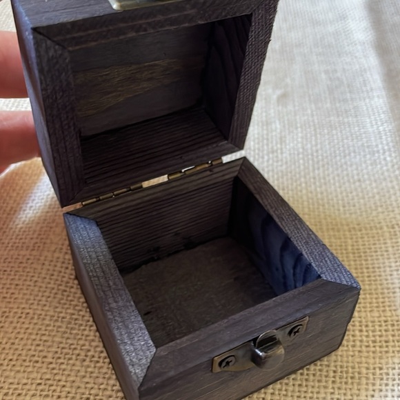 Ceramics San Bernardo Espana wood & tile small trinket box - Picture 5 of 6